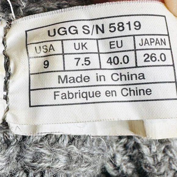 UGG Australia Cardy Classic 2 Button Knit Tall Sweater Boots 5819 Gray Women's 9 - Picture 9 of 12